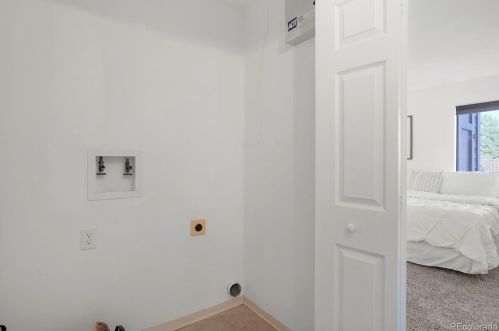 8335 Fairmount Dr, Denver CO  10102-1130 exterior