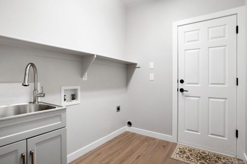 19148 Berry Dr, Denver CO  80015-5143 exterior