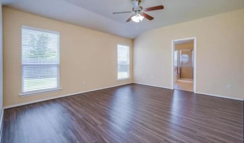 136 Meadow Crest Dr, Princeton TX  75407-2687 exterior