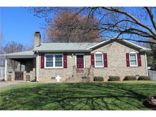 403 Willow St, Stanley, NC 28164-1659