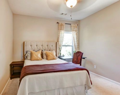 2554 Edwards Dr, Atlanta GA  30318-1111 exterior