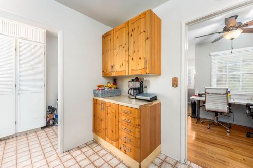 3637 1st Ave, Glendale CA  91214-2429 exterior