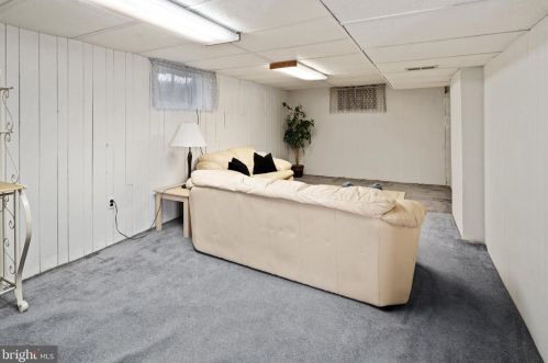 216 Churchill Ave, Trenton NJ 08610-3504 exterior