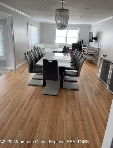 20 Dwight Dr, Tinton Falls NJ  07712-3655 exterior