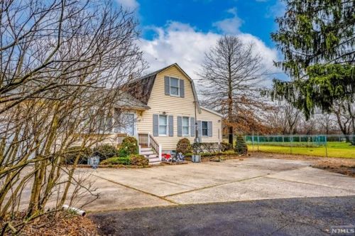 41 Justice St, Piscataway NJ  08854-5425 exterior