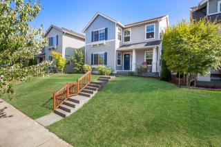 33829 Odell St, Snoqualmie, WA 98065-8728