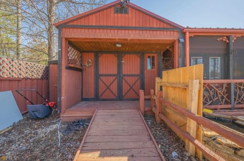 165 Stag Leap Dr, Cleveland GA  30528-2966 exterior