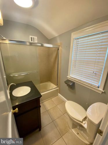 2405 Homestead Dr, Silver Spring MD  20902-4950 exterior