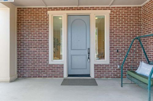 1714 Valley Ave, Pleasanton, CA 94566