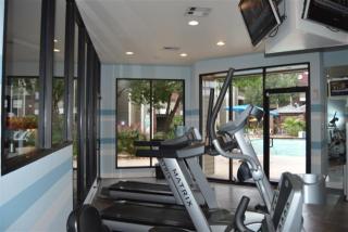 8727 Point Park Dr, Houston TX  77095-2100 exterior