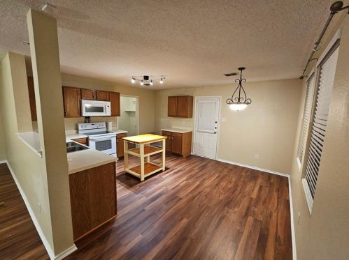 721 Tuscany Trl, Fort Worth TX  76179-7350 exterior