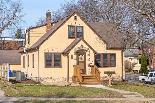 571 Hall Ave, Saint Paul MN  55107-2850 exterior