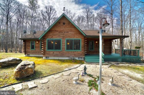 9512 Todds Tavern Dr, Spotsylvania, VA 22551-3523