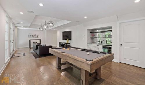 280 Cameron Ridge Dr, Atlanta GA  30328-4709 exterior