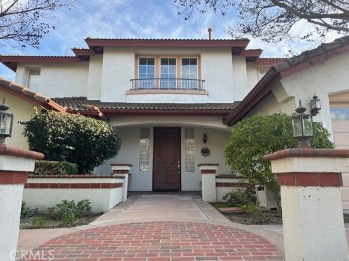 32465 Favara Dr, Temecula, CA 92592-9354