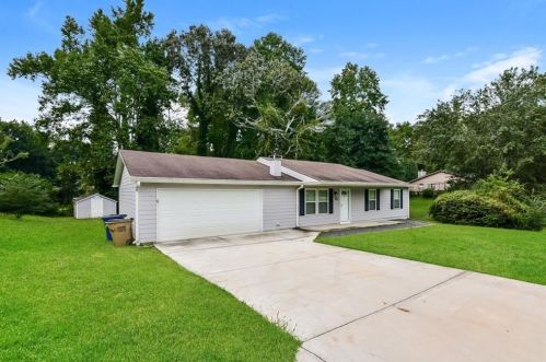 1573 Flat Rock Rd, Stockbridge GA  30281-2033 exterior
