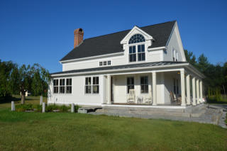 75 Main St, Hollis, NH 03049-6545