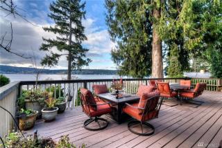2405 Lake Sammamish Pl, Redmond, WA 98075-9610