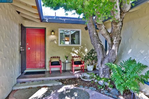 1025 Stimel Dr, Concord CA  94518-3948 exterior