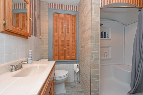 6866 Esther Ln, Cincinnati OH 45243-3133 exterior