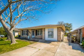 4148 Louisiana State Dr, Kenner LA  70065-1606 exterior