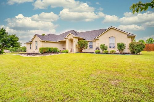 6013 Red Bud Rd, Fort Worth TX  76135-5383 exterior