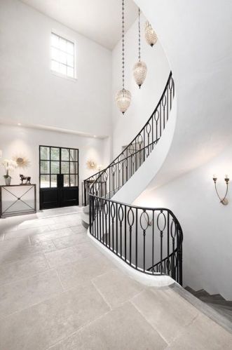 3994 Emma Ln, Atlanta GA  30342-3835 exterior