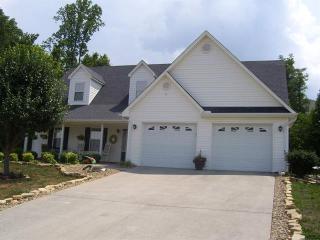 835 Hemlock Cir, Morristown, TN 37814-1392