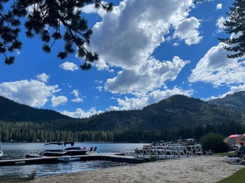 15755 Donner Pass Rd, Truckee CA  96161-3644 exterior