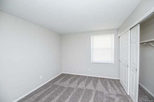 18202 Nassau Dr, Denver CO 80013-3346 exterior