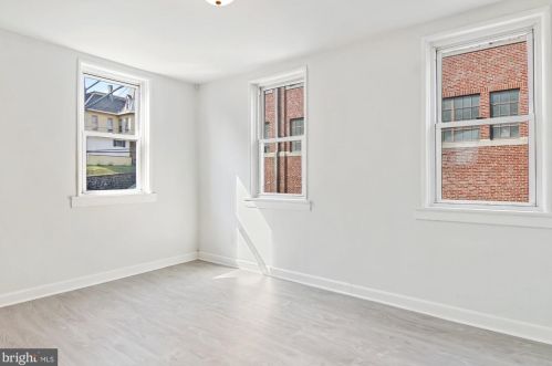 112 3rd St, Harrisburg PA  17113-2209 exterior