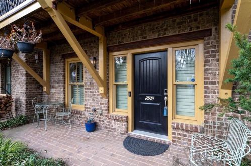 504 Carpenter Way, Holly Springs, GA 30188-5081