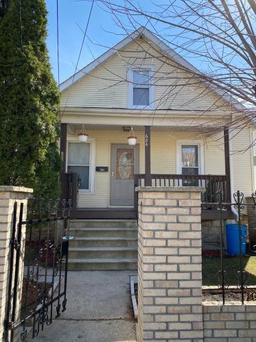 624 Jerome Ave, Joliet, IL 60432-2937