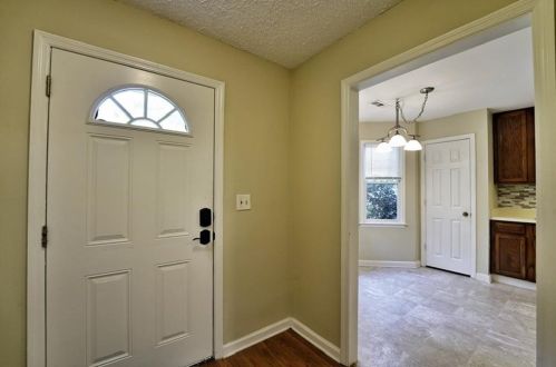 1411 Poplar Pointe, Smyrna GA  30082-2217 exterior