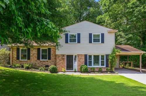 2745 Eaton Pl, Atlanta GA  30350-5547 exterior