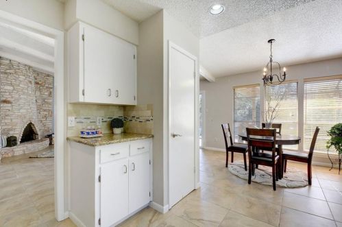 1305 August Dr, Austin TX  78753-2909 exterior