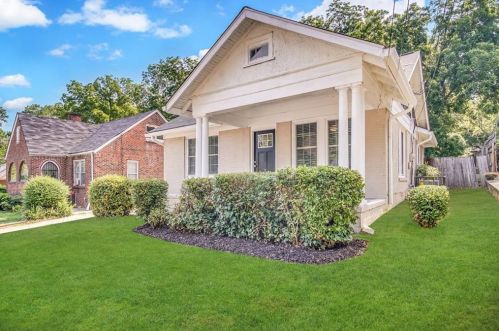 555 Holly St, Atlanta GA  30318-8143 exterior