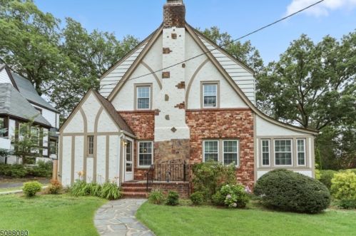 27 New England Rd, Maplewood NJ 07040-1057 exterior