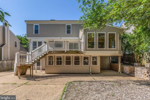 11 Leamington Rd, Fredericksburg, VA 22406-1165