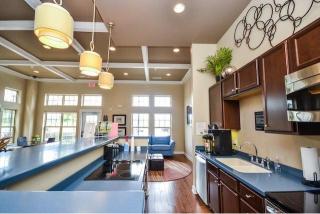 14471 Community Dr, Carmel IN  46033-9138 exterior