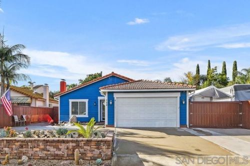 759 Valley Crest Dr, Oceanside, CA 92058-7401