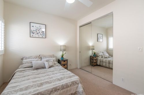 2130 Okoa St, Honolulu HI  96821-2644 exterior