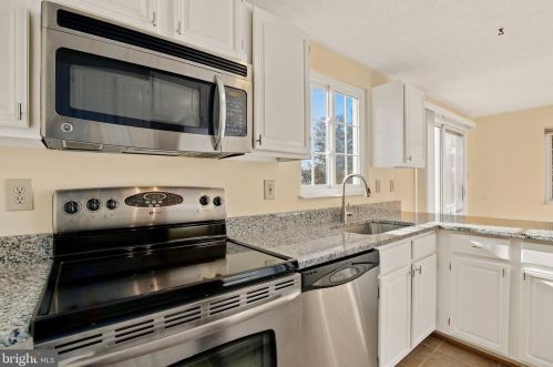 1414 Elm Grv Cir, Silver Spring MD 20905-6060 exterior