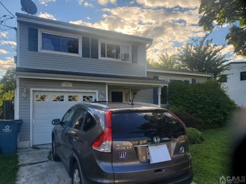 27 Bertrand St, Old Bridge, NJ 08857-2533