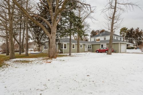 844 Chatham Ave, Addison, IL 60101-6508