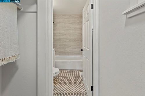 4346 Grammercy Ln, Concord CA  94521-4207 exterior