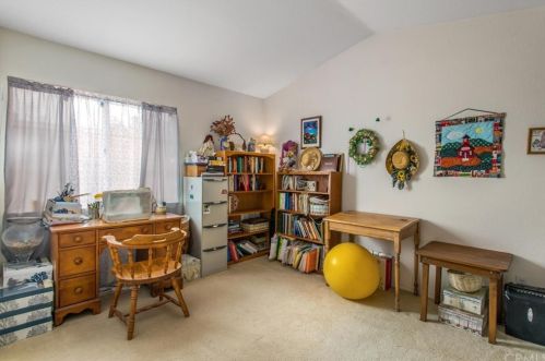 5018 Trojan Ct, Riverside CA  92507-6056 exterior