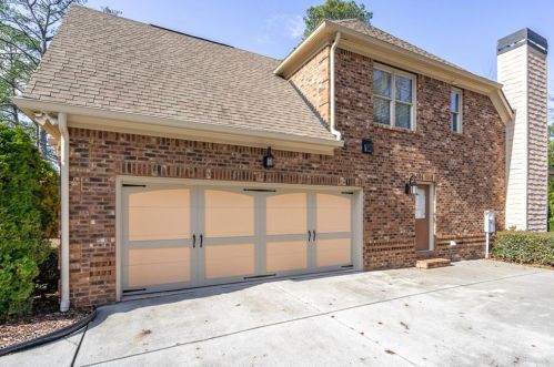 2212 Meadowvale Dr, Atlanta GA  30345-3543 exterior