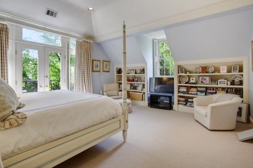 2839 Dover Rd, Atlanta GA  30327-1209 exterior