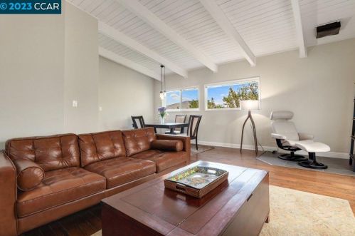 3099 Consuelo Rd, Concord CA  94519-2204 exterior